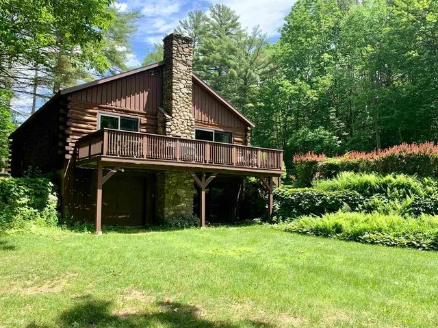 $2,500 | 452 North Shore Road, Hebron, NH 03241