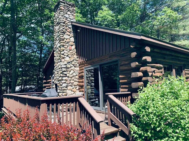 $2,500 | 452 North Shore Road, Hebron, NH 03241