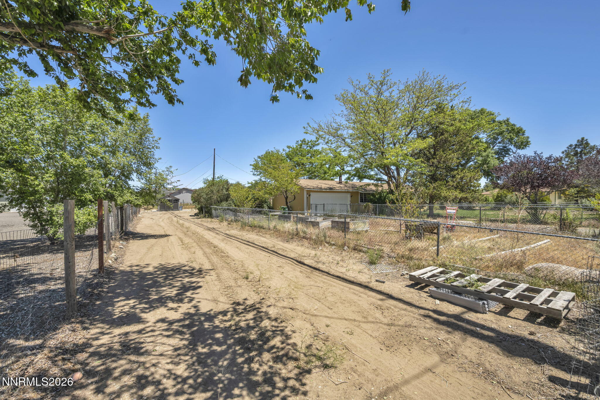 11655 Overland Road Reno, NV 89506 - Photo 8 of 45 23-web-or-mls-11655-overland-rd