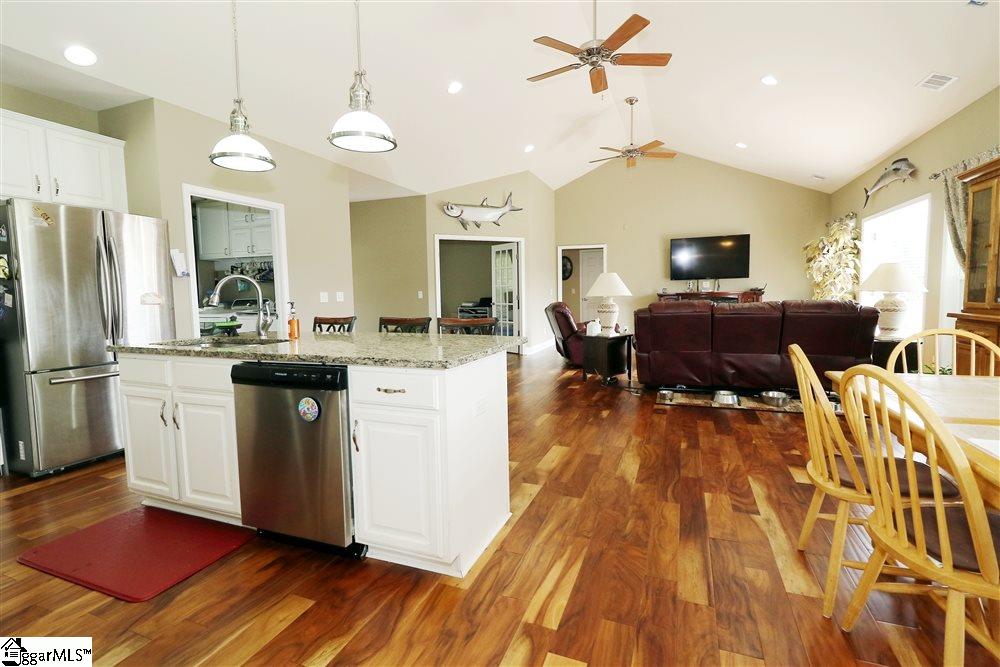 184 Crow Road Inman, SC 29349 - Photo 13 of 26