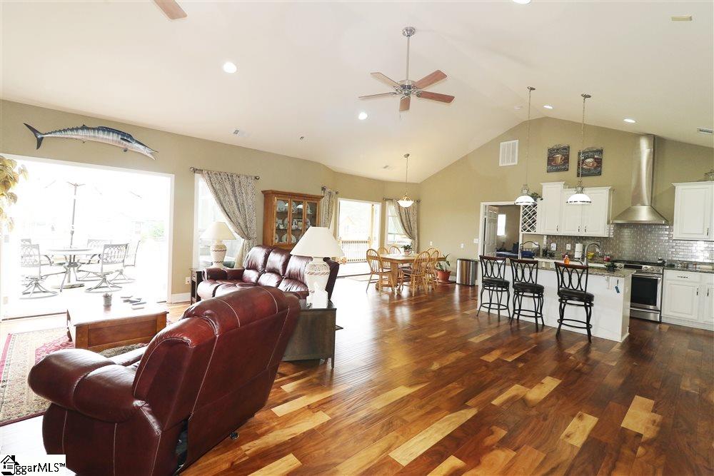 184 Crow Road Inman, SC 29349 - Photo 4 of 26