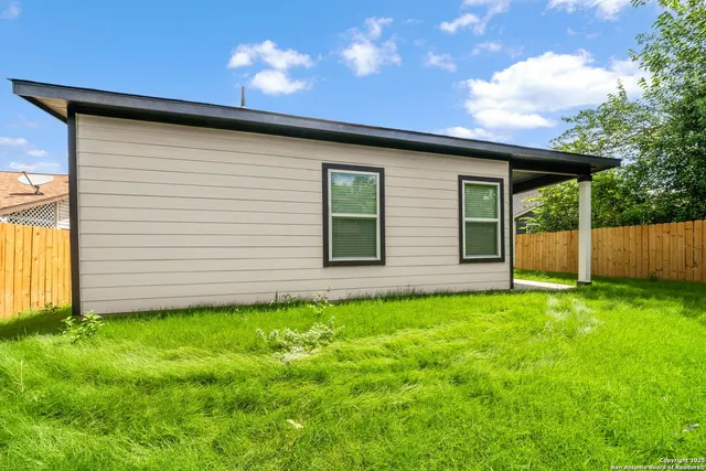 $1,750 | 9314 Points Edge, San Antonio, TX 78250