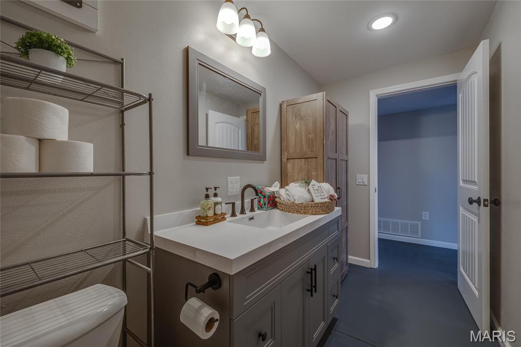 11110 H Smith Road Potosi, MO 63664 - Photo 41 of 58