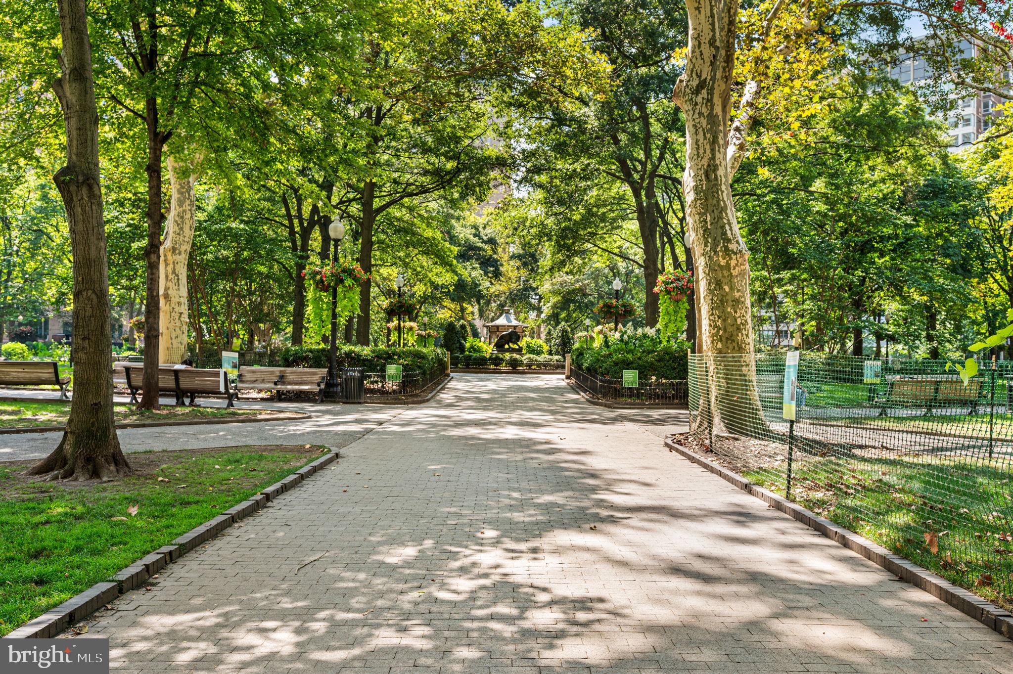 1806-18 Rittenhouse Square, Unit 190607 Philadelphia, PA 19103 - Photo 25 of 34 a view of park space