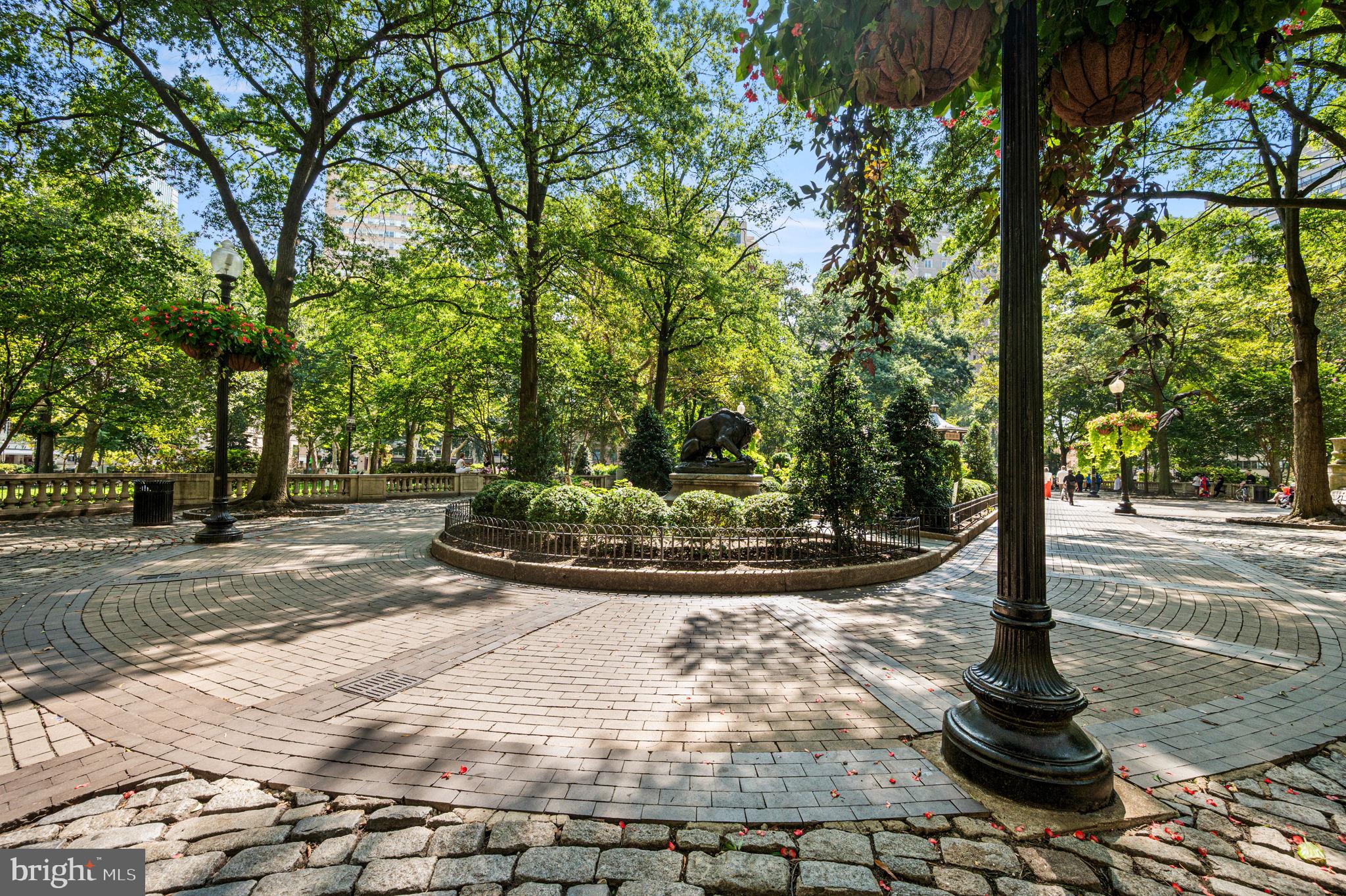 1806-18 Rittenhouse Square, Unit 190607 Philadelphia, PA 19103 - Photo 27 of 34 a view of a park with trees
