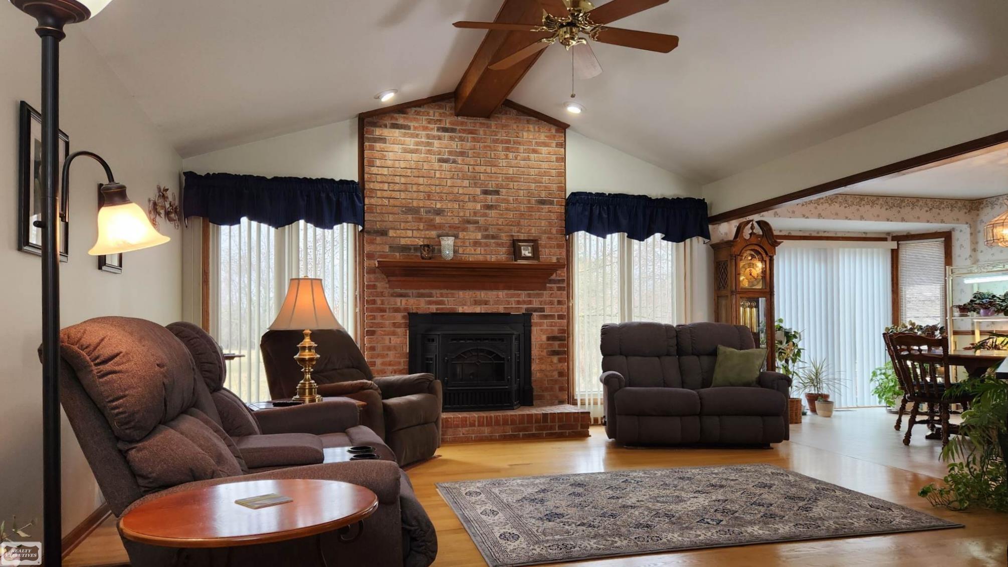 75575 Romeo Plank Road Armada, MI 48005 - Photo 17 of 64 50104387-16.JPG