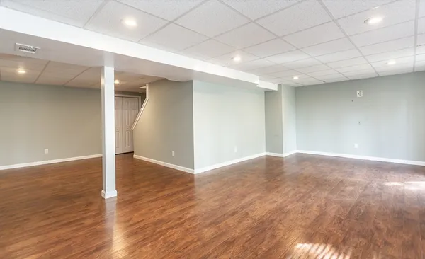 $469,900 | 68 Gatsby Drive, Unit 4, Raynham, MA 02767