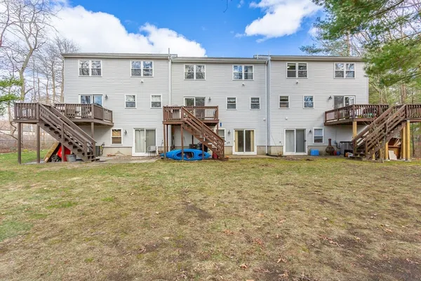 $469,900 | 68 Gatsby Drive, Unit 4, Raynham, MA 02767