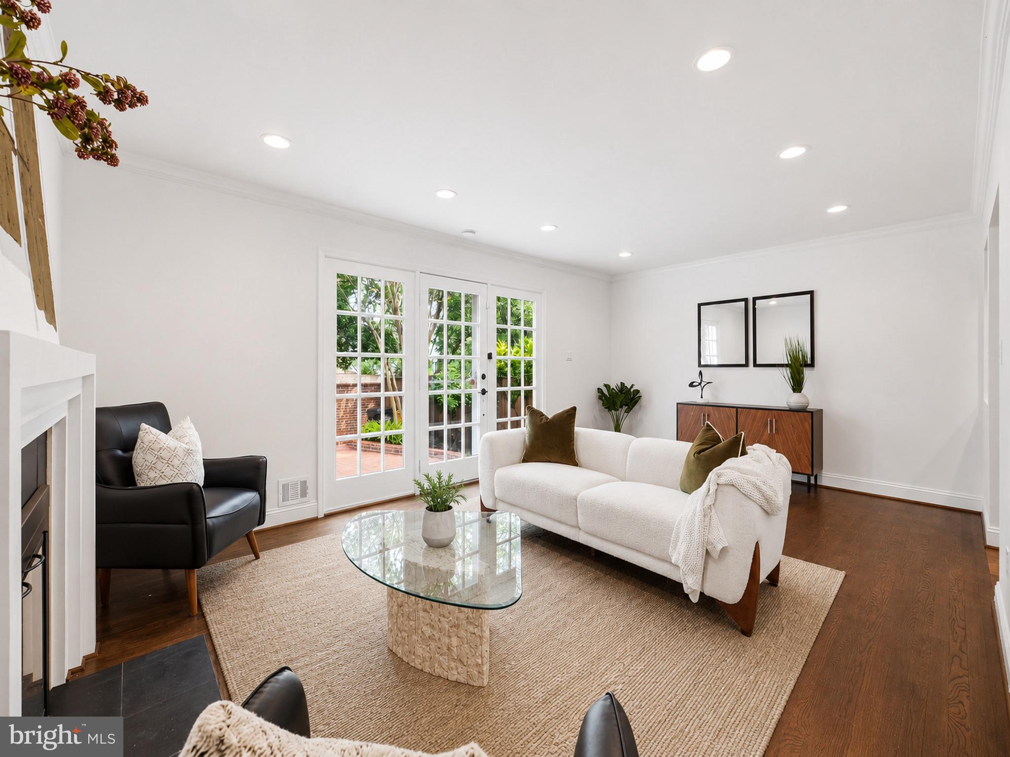 6740 Towne Lane Road McLean, VA 22101 - Photo 4 of 39