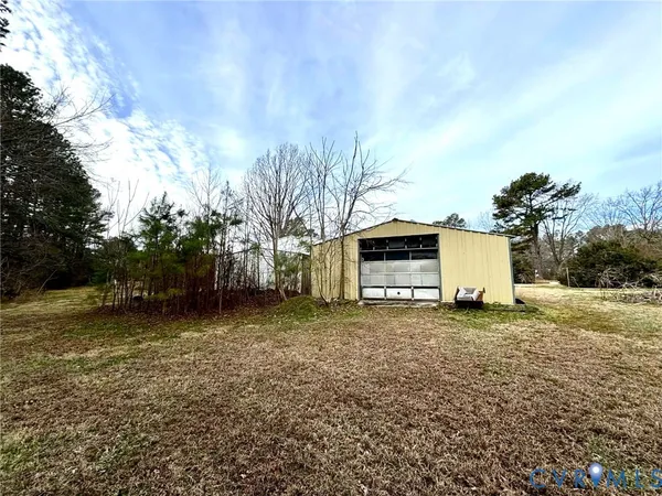 $279,000 | 6405 Anderson Mill Road, Sutherland, VA 23885