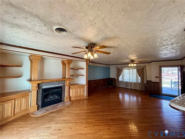 $279,000 | 6405 Anderson Mill Road, Sutherland, VA 23885