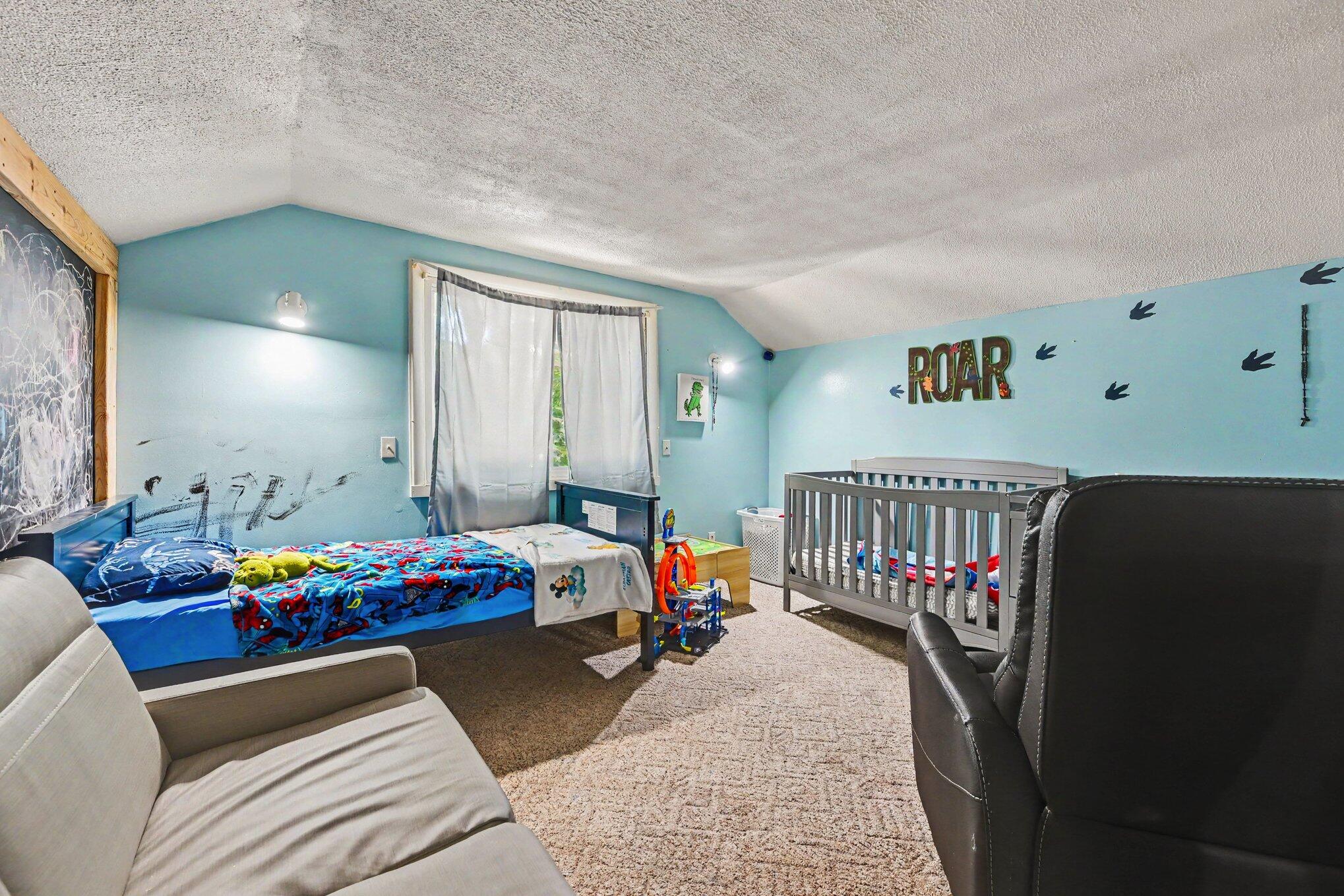 402 West Broadway Street Three Rivers, MI 49093 - Photo 11 of 27 011_file_5860