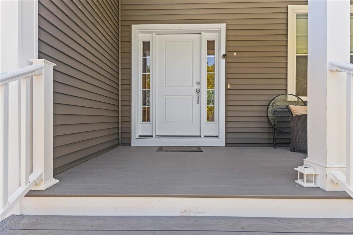 139 Wildlife Loop Colchester, VT 05446 - Photo 2 of 38