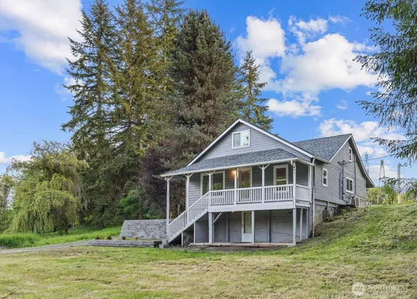 $830,000 | 172 South Bank Road, Elma, WA 98541