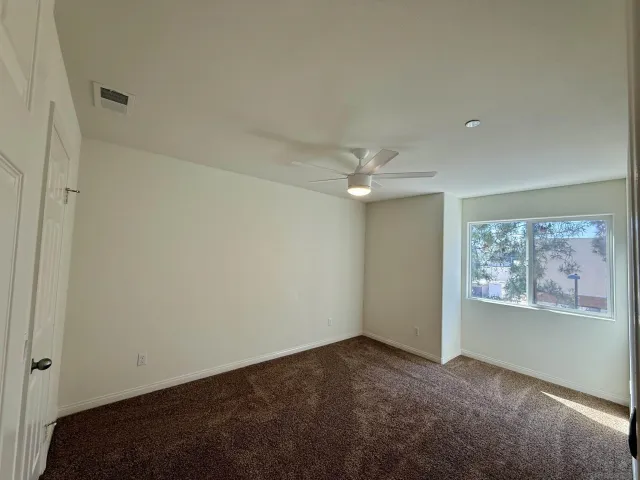 a view of empty room with window