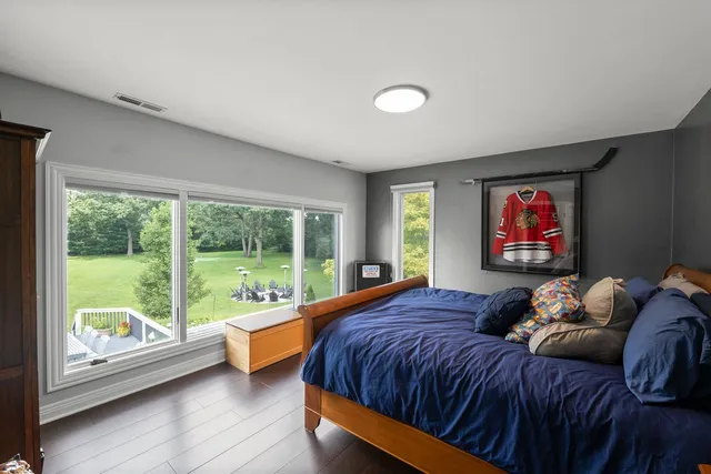 $1,949,000 | 620 West Old Elm Road, Lake Forest, IL 60045