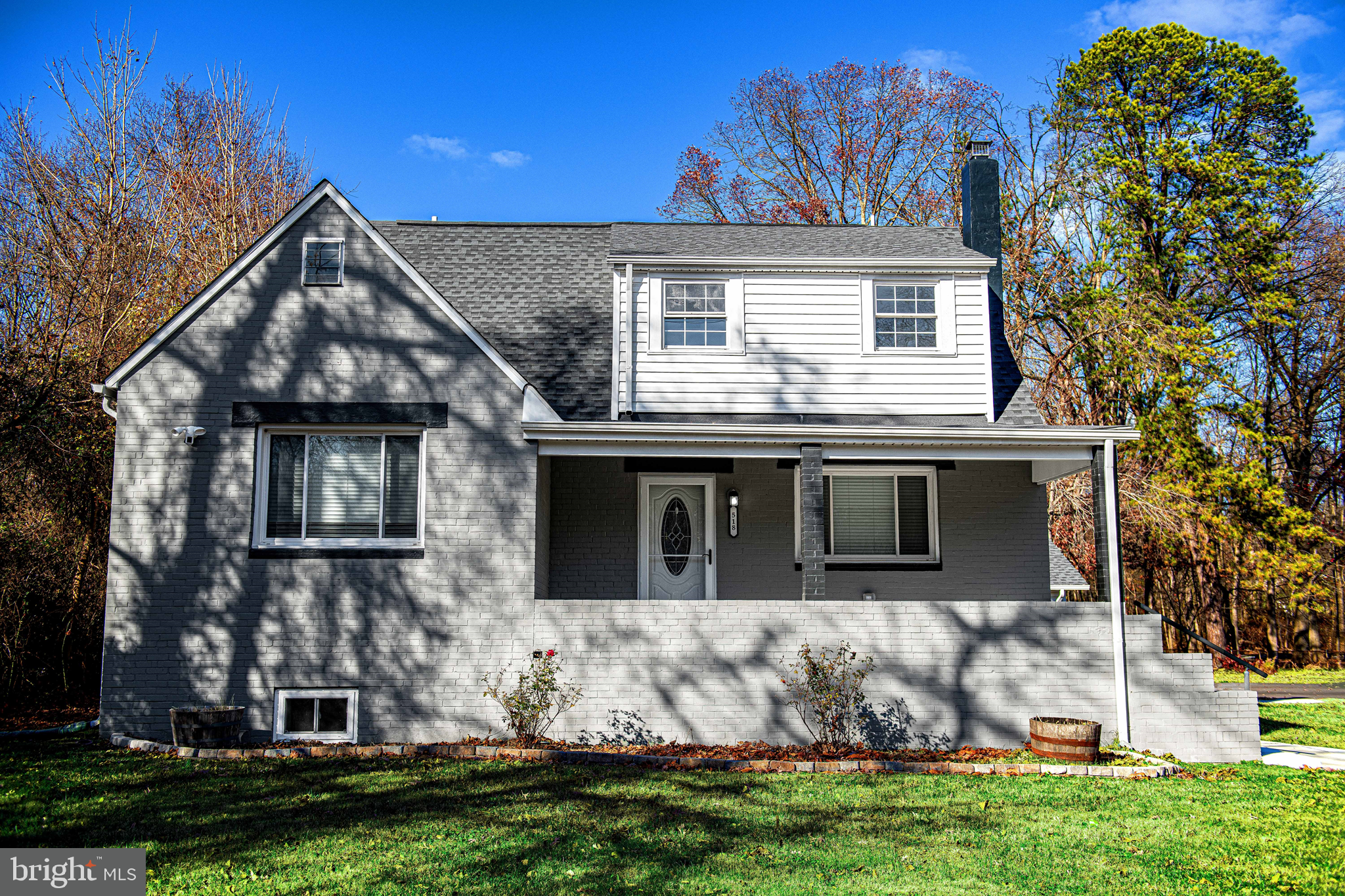 518 Wampler Road Middle River, MD 21220 - Photo 2 of 49 a front view of a house with garden