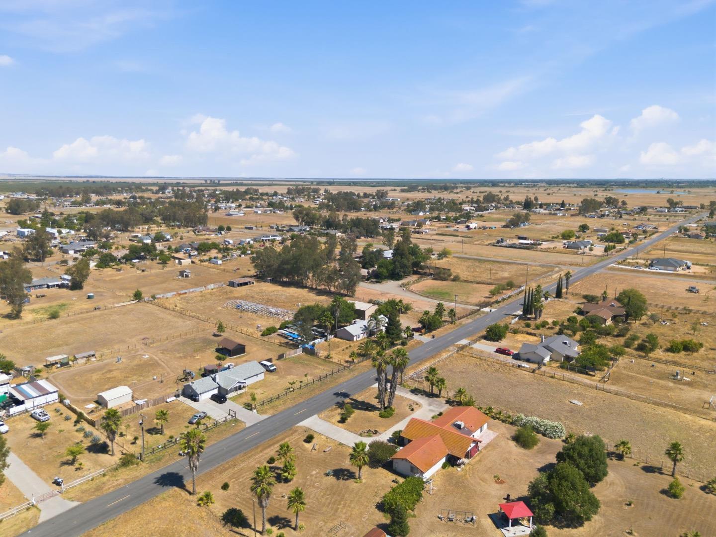 20105 Olympia Road Madera, CA 93638 - Photo 24 of 32