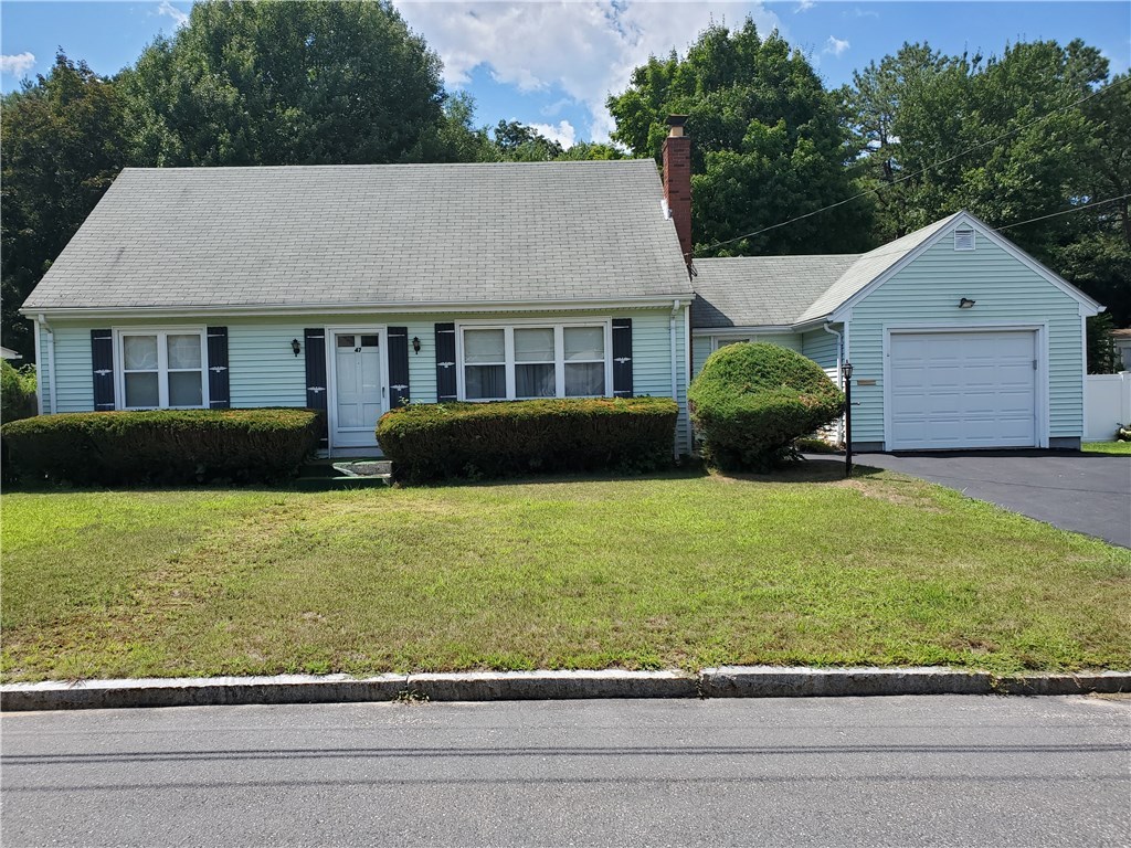 47 Ray Avenue Woonsocket, RI 02895 - Photo 1 of 36 Gallery Image 1
