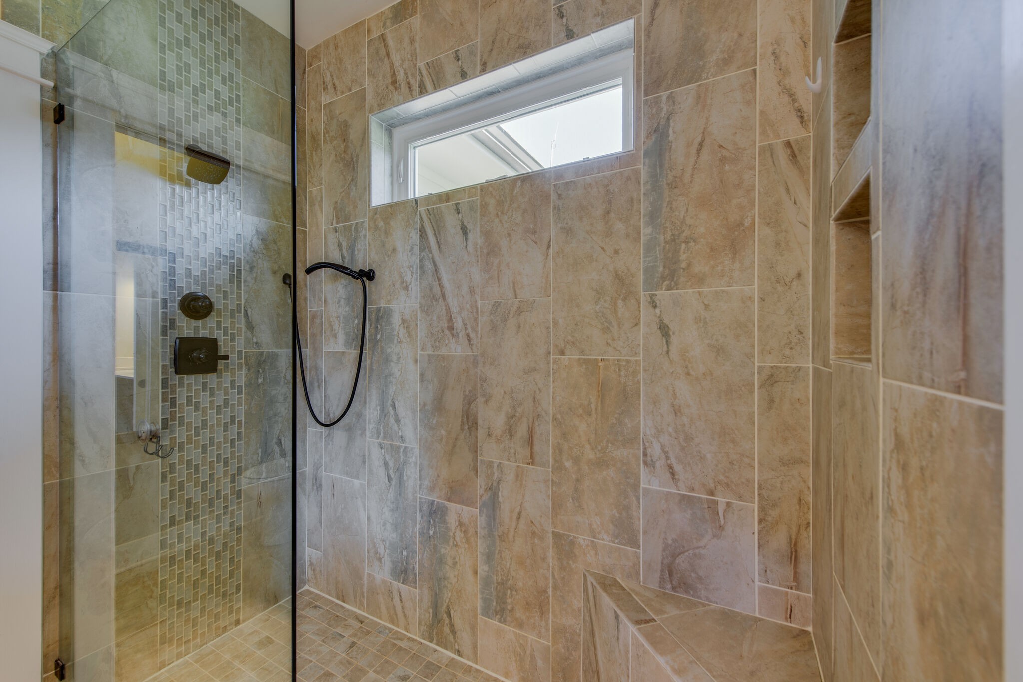 5062 Cathey Ridge Road Manchester, TN 37355 - Photo 23 of 47 a bathroom with a shower