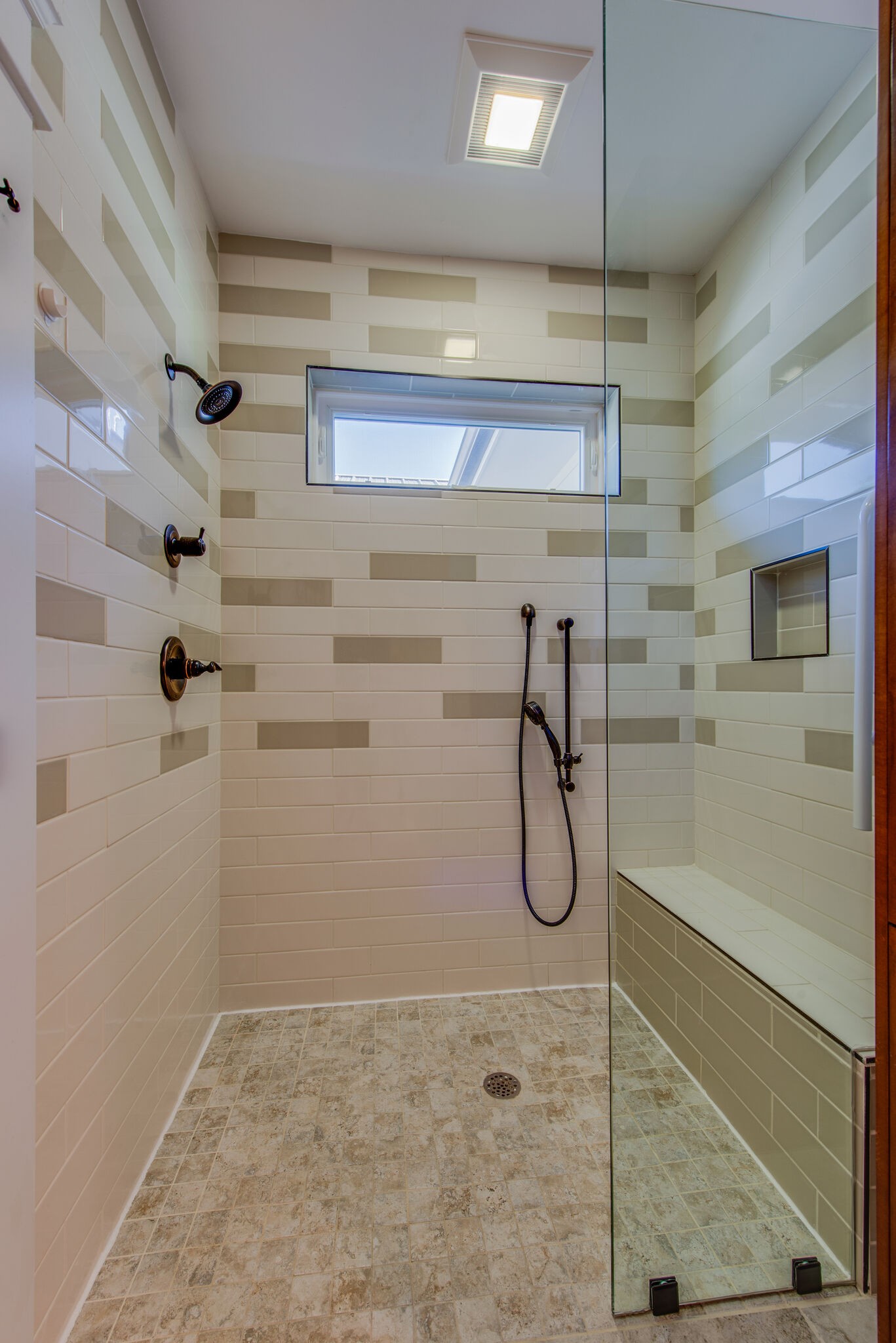 5062 Cathey Ridge Road Manchester, TN 37355 - Photo 27 of 47 a bathroom with a shower