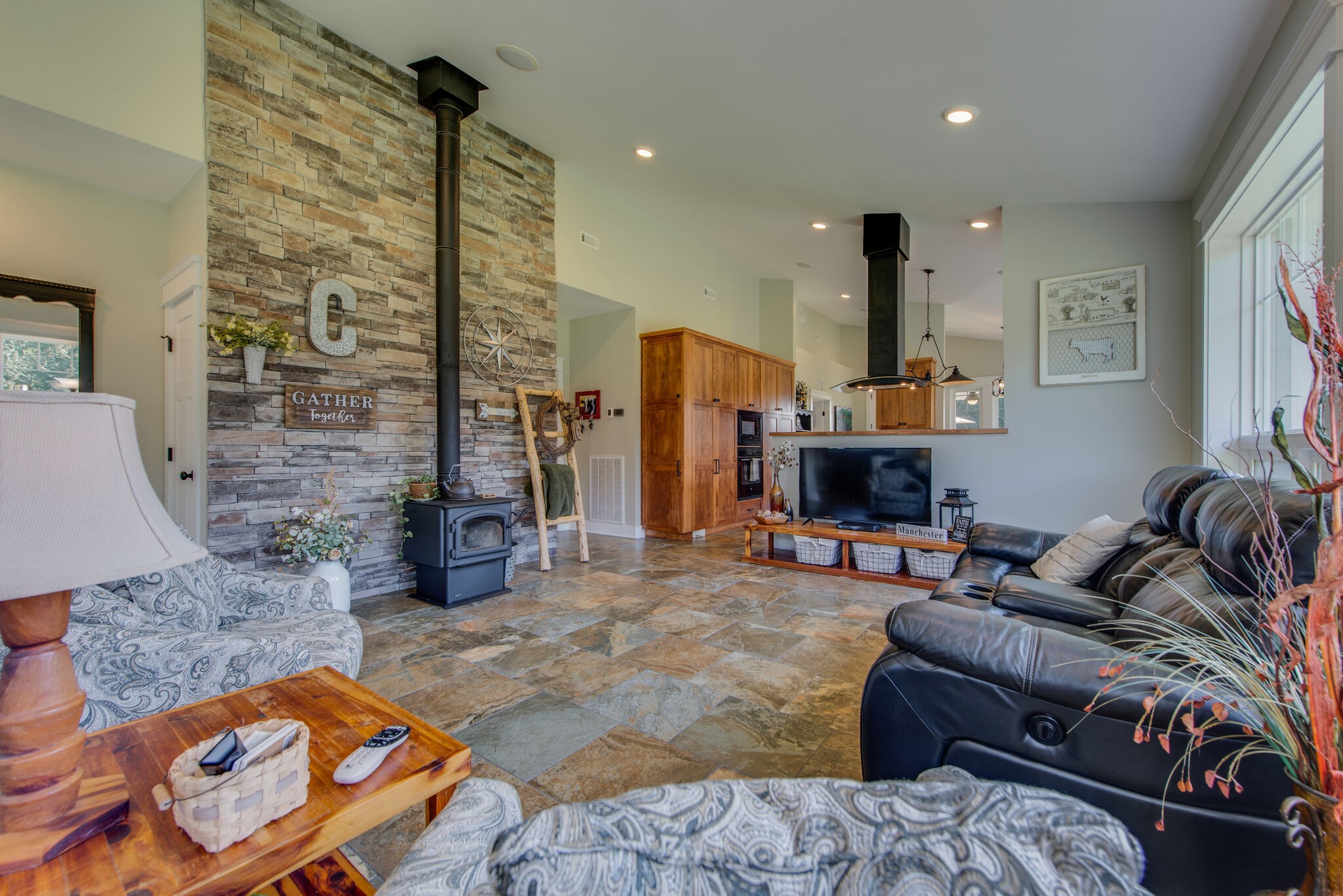 5062 Cathey Ridge Road Manchester, TN 37355 - Photo 10 of 47 a living room with furniture and a fireplace