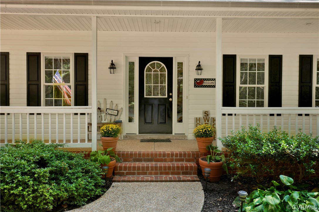 2244 Academy Road Powhatan, VA 23139 - Photo 3 of 47 Gallery Image 3