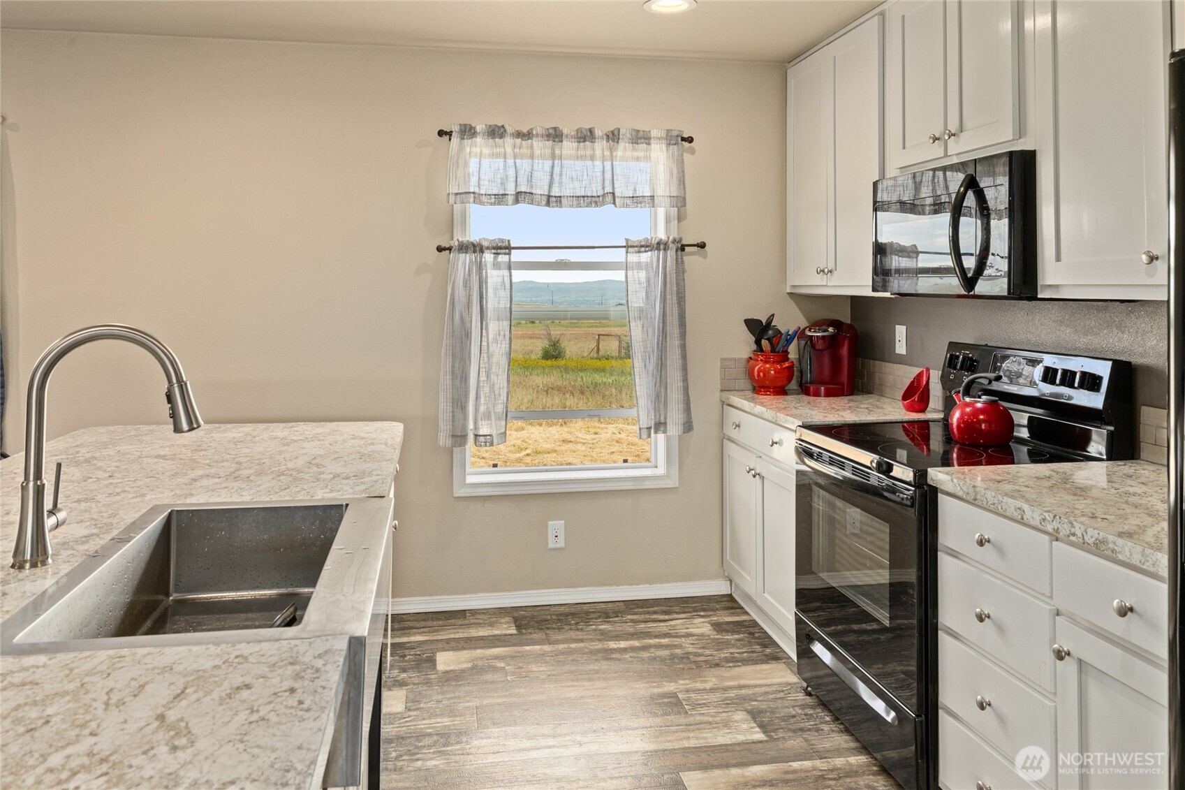 261 Flying Rock Road Ellensburg, WA 98926 - Photo 8 of 32