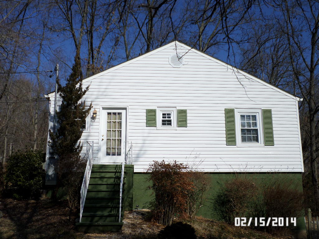 6016 Ridgewood Road Knoxville, TN 37918 - Photo 2 of 14 Side Entrance