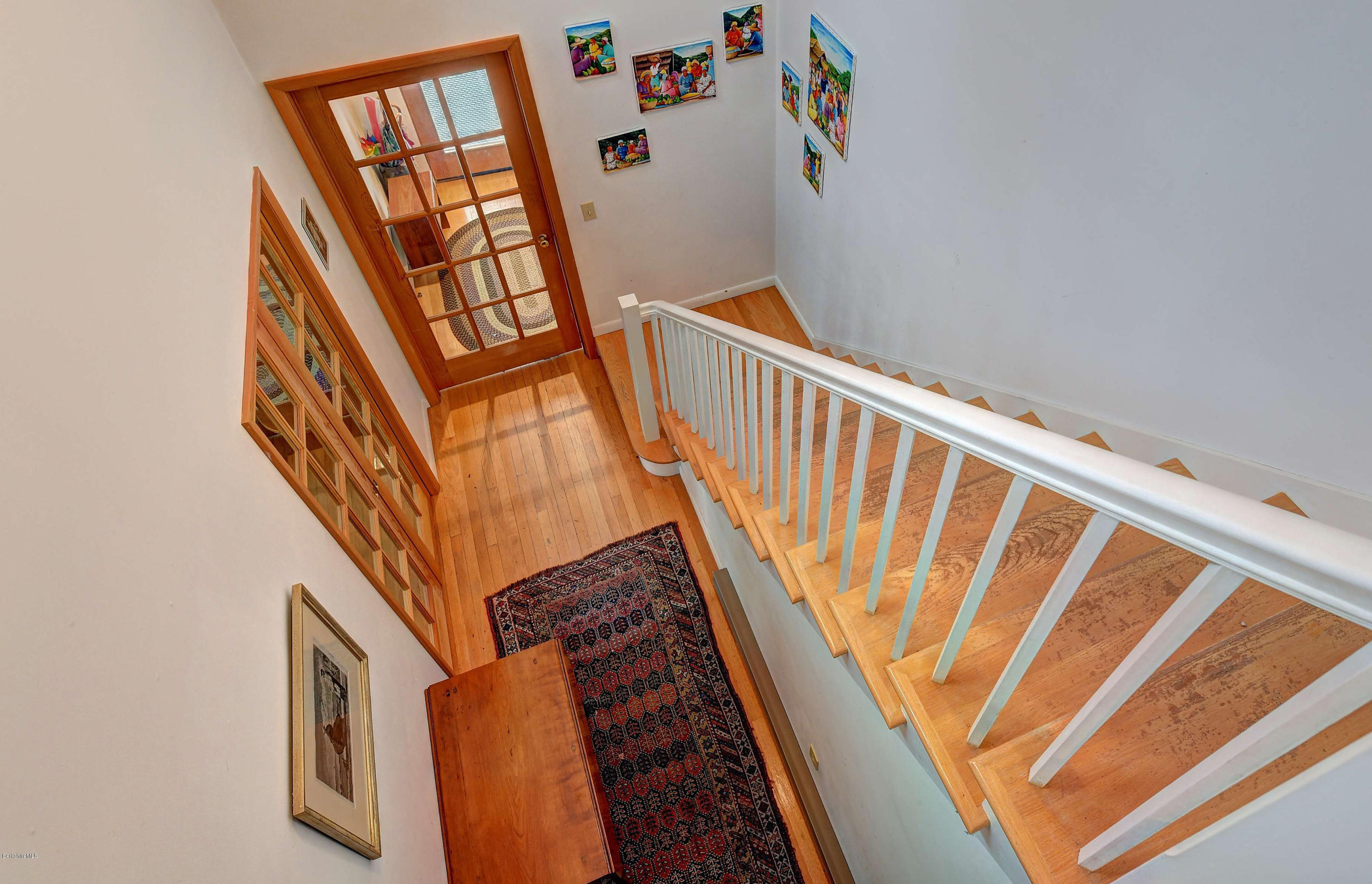 19 Corashire Road Monterey, MA 01245 - Photo 20 of 34 22-Stairway