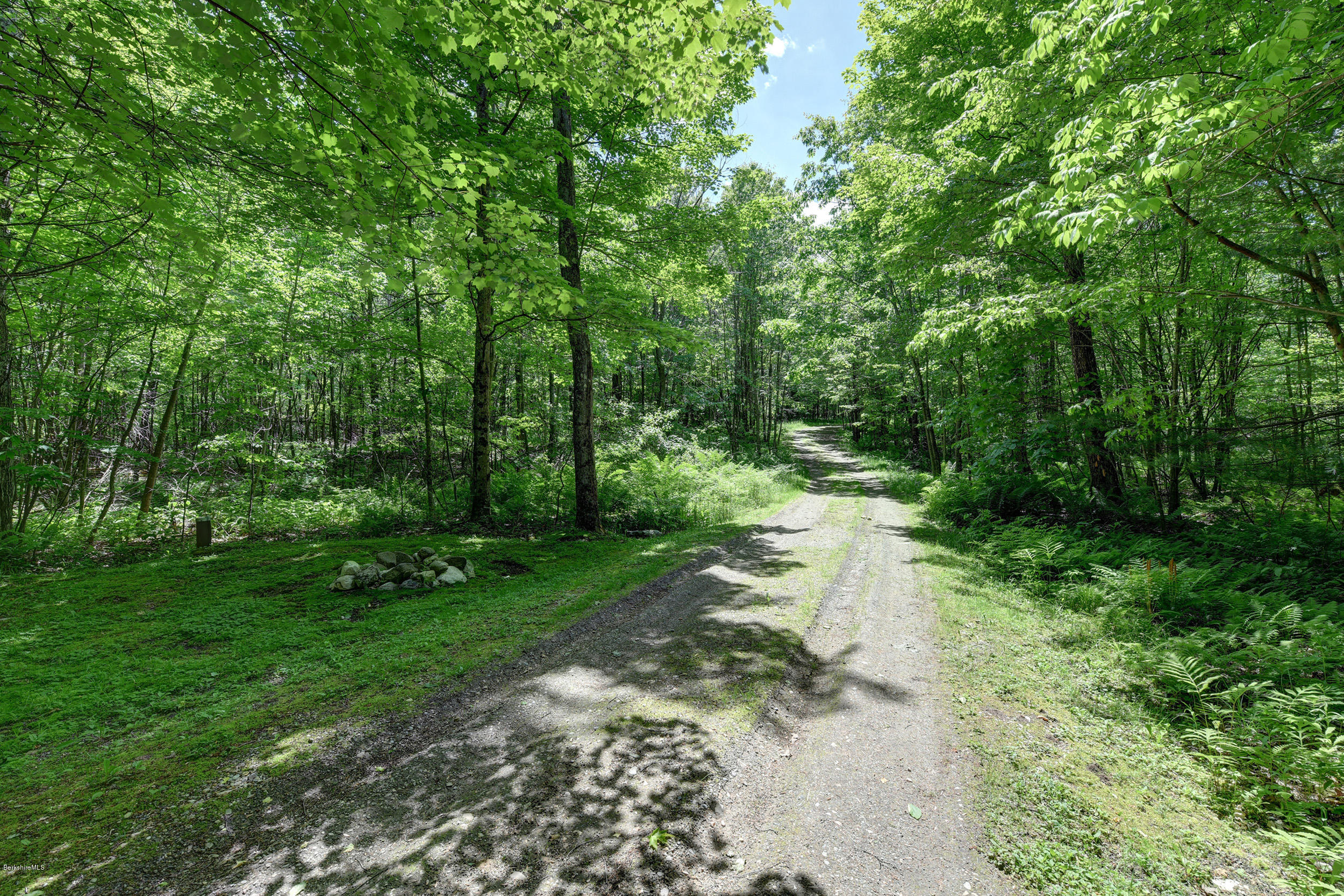 19 Corashire Road Monterey, MA 01245 - Photo 31 of 34 095 Driveway