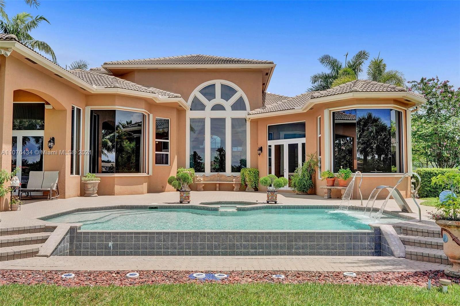 3077 Lake Ridge Lane Weston, FL 33332 - Photo 5 of 67 Gallery Image 5