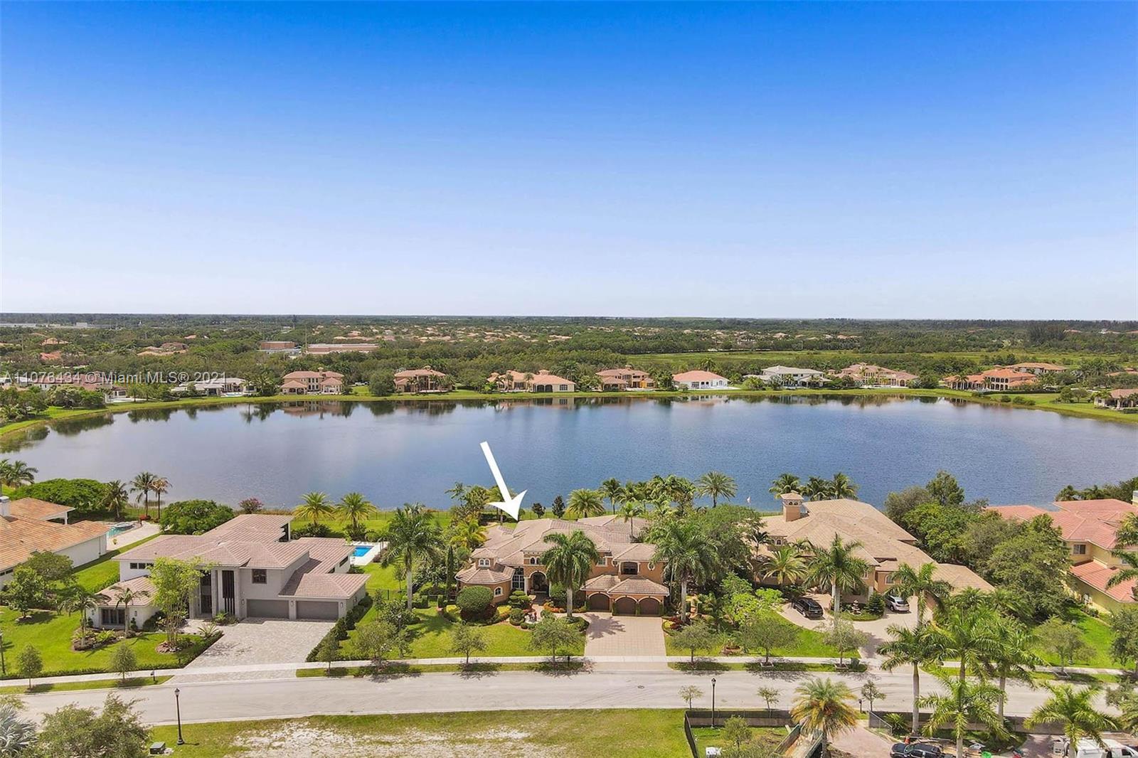 3077 Lake Ridge Lane Weston, FL 33332 - Photo 54 of 67 Gallery Image 54
