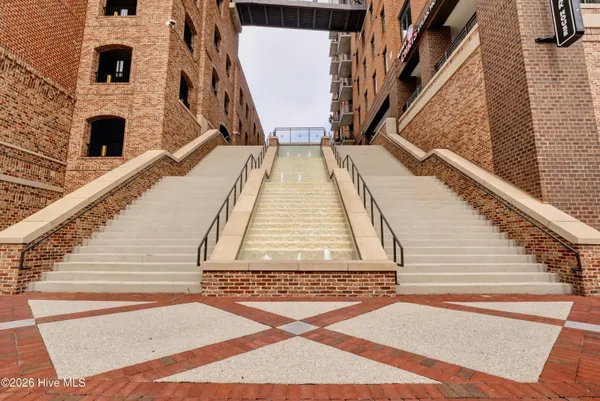 $920,000 | 240 North Water Street, Unit 651, Wilmington, NC 28401