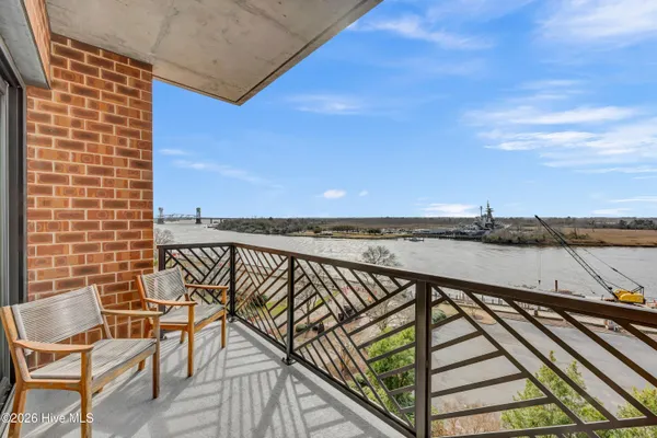 $920,000 | 240 North Water Street, Unit 651, Wilmington, NC 28401