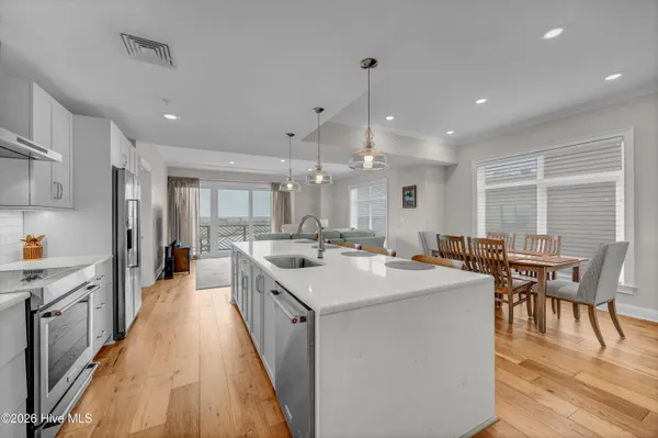 $920,000 | 240 North Water Street, Unit 651, Wilmington, NC 28401