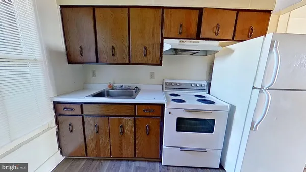 $825 | 17 East Main Street, Unit 10, Dallastown, PA 17313