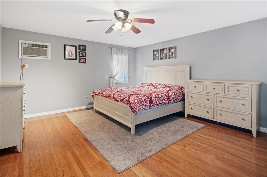 213 East Hampton Road Babylon, NY 11757 - Photo 13 of 30 Gallery Image 13