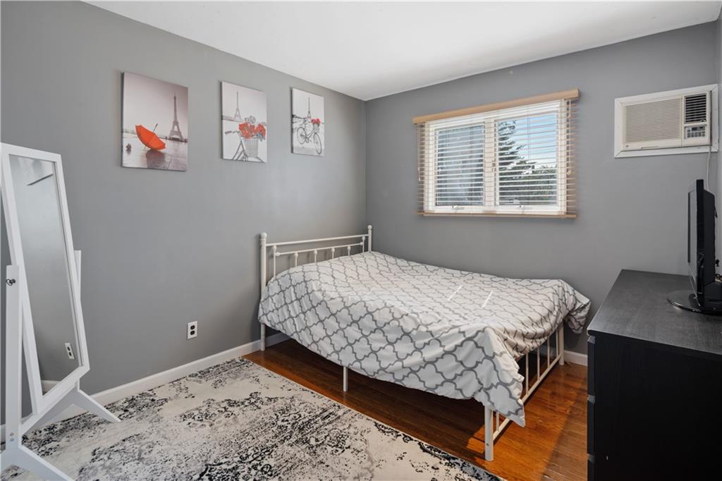213 East Hampton Road Babylon, NY 11757 - Photo 14 of 30 Gallery Image 14