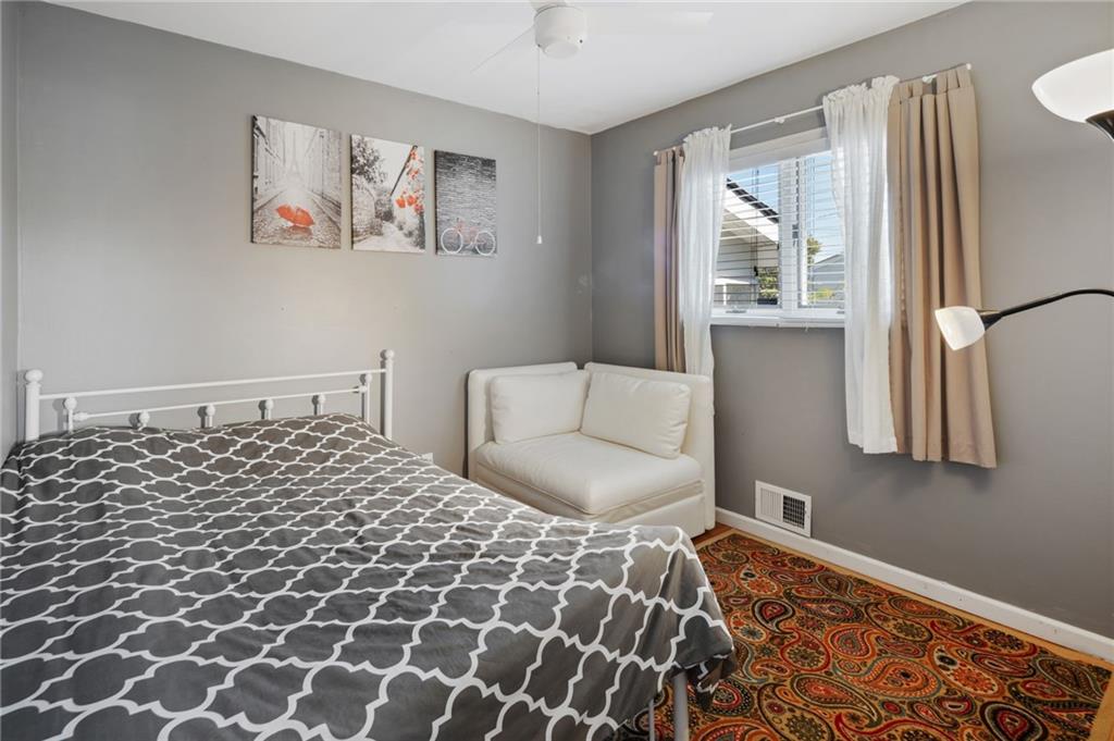 213 East Hampton Road Babylon, NY 11757 - Photo 15 of 30 Gallery Image 15