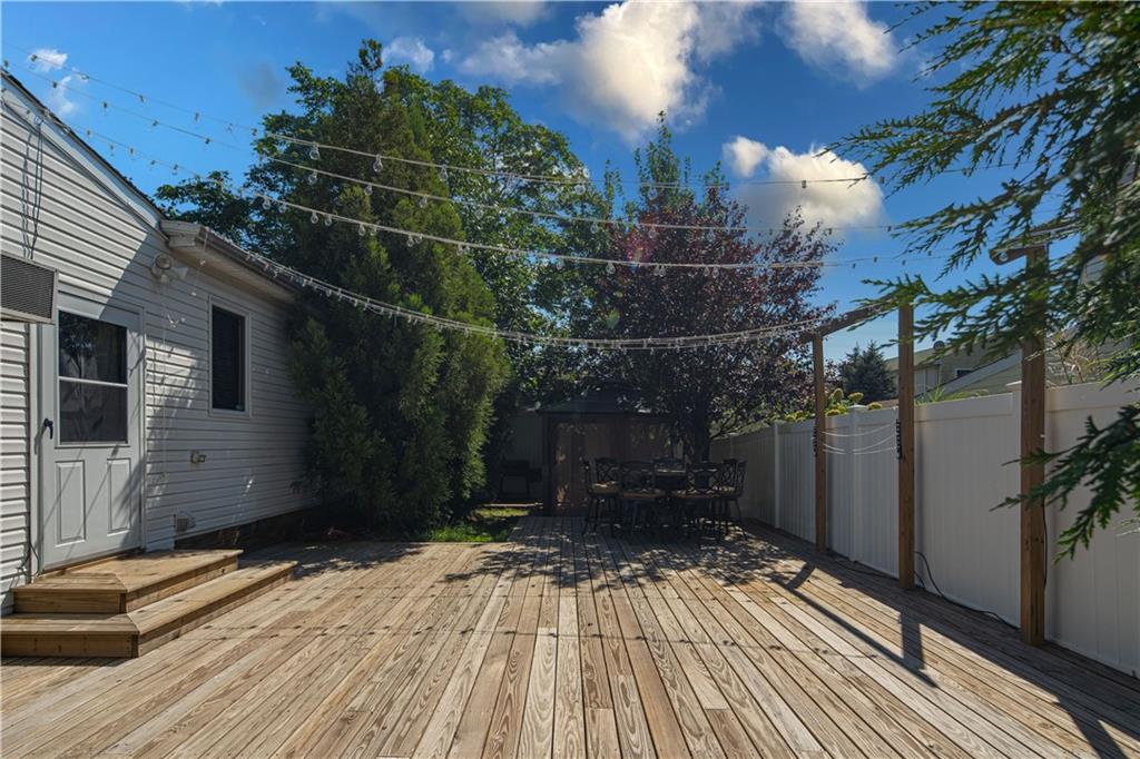 213 East Hampton Road Babylon, NY 11757 - Photo 23 of 30 Gallery Image 23