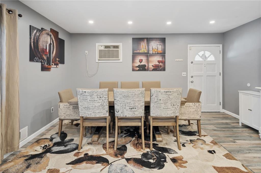 213 East Hampton Road Babylon, NY 11757 - Photo 10 of 30 Gallery Image 10