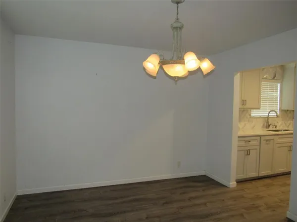 $2,500 | 720 Blanton Drive, Sherman, TX 75092