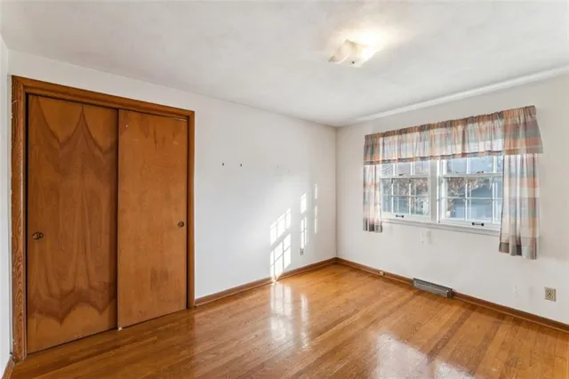 $325,000 | 8712 Conser Street, Overland Park, KS 66212