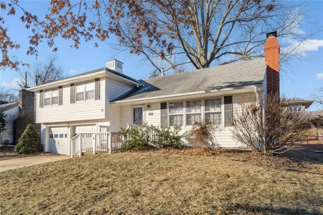 $325,000 | 8712 Conser Street, Overland Park, KS 66212