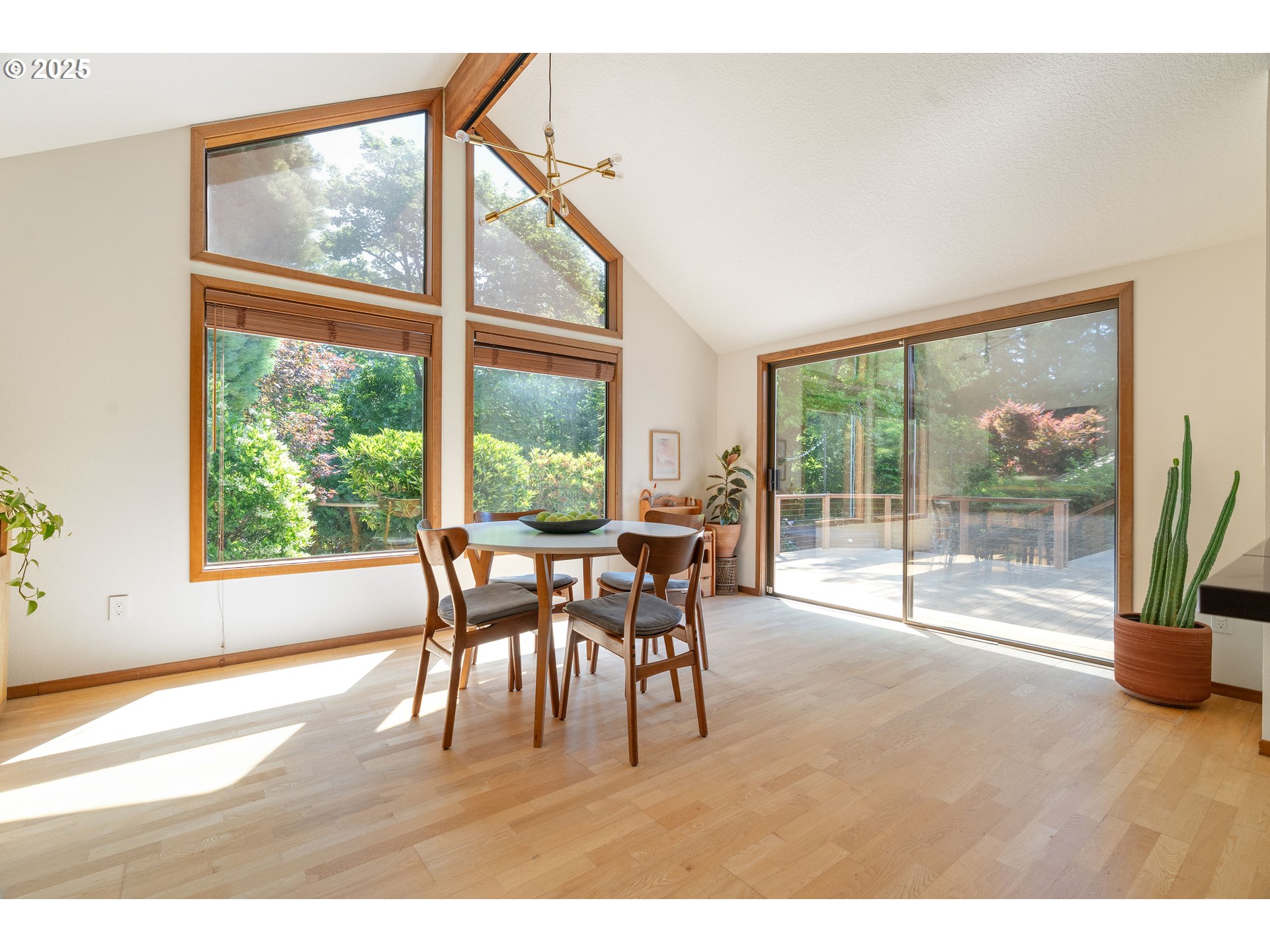 511 Southwest Colony Drive Portland, OR 97219 - Photo 15 of 46 a dining room with furniture window and outside view