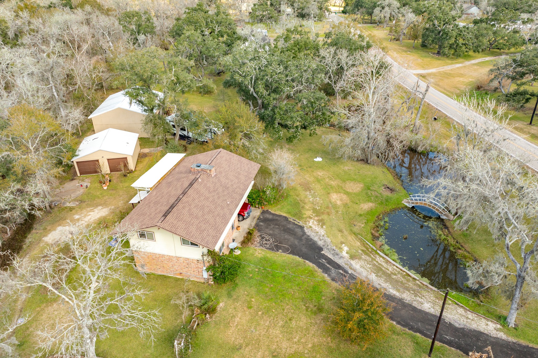 703 County Road 605 Angleton, TX 77515 - Photo 5 of 35 a view of swimming pool with a yard