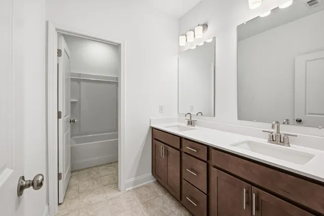 $463,990 | 4042 Alderstone Drive, Flowery Branch, GA 30542