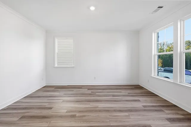 $463,990 | 4042 Alderstone Drive, Flowery Branch, GA 30542