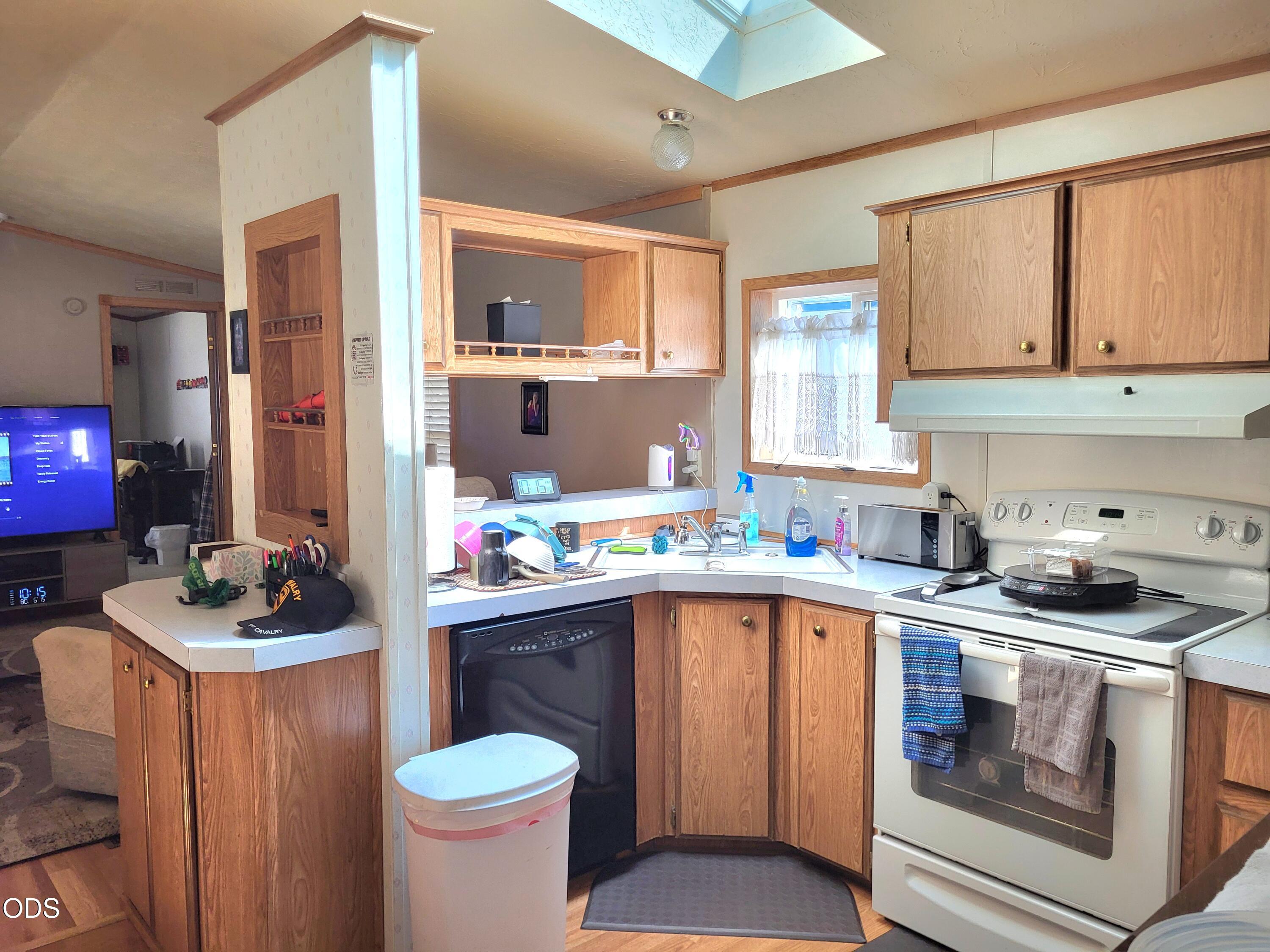 2385 Table Rock Road, Unit SPC 3 Medford, OR 97501 - Photo 12 of 19